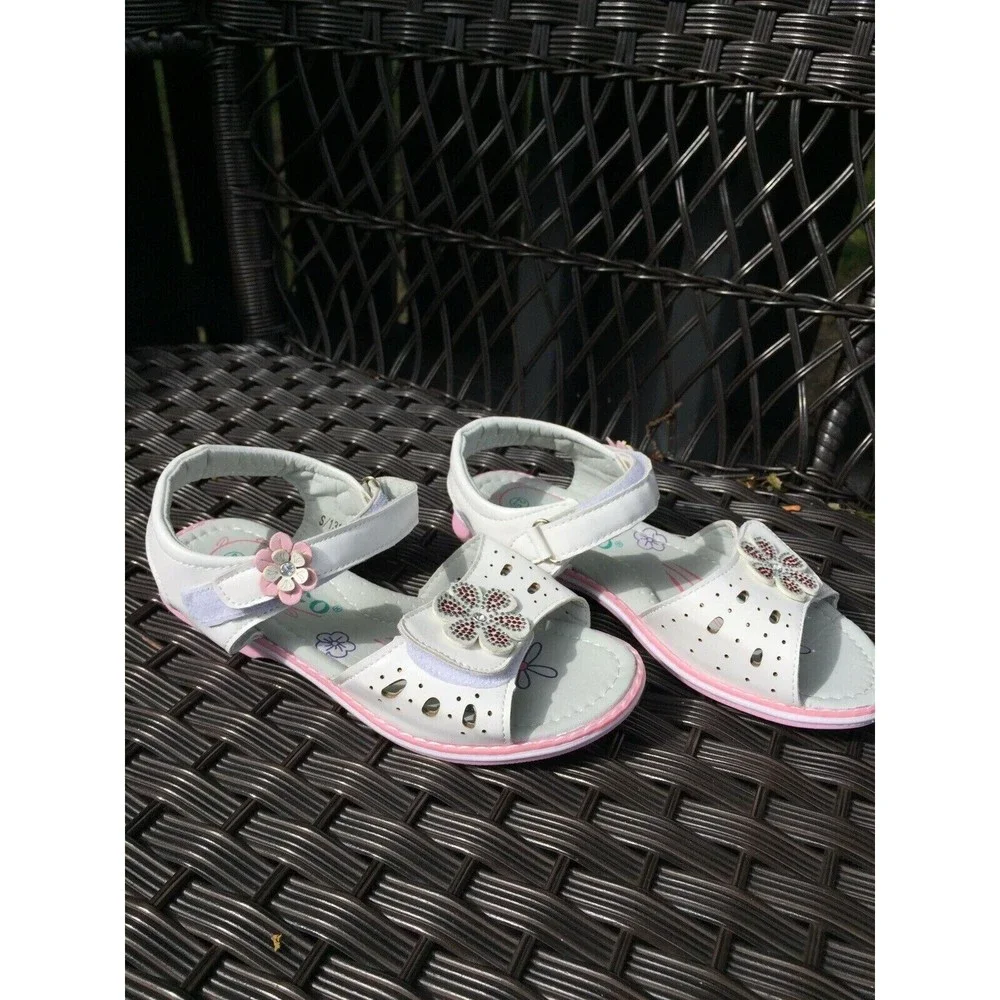new In Box Jumbo coco White Leather big girls size 2.5 Mary Jane Sandals